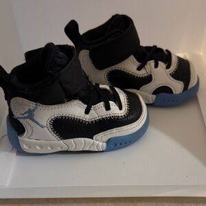 Kids Nike air Jordan Black and White Sneakers
